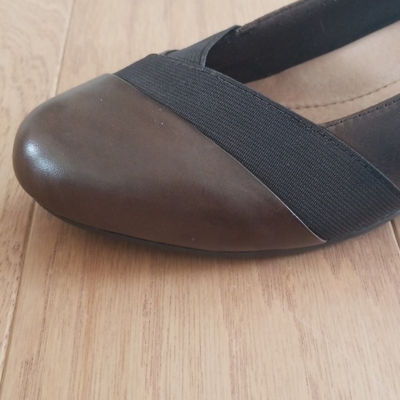 ❤️SOLD!❤️Earth sz 7.5 Elderberry Bark Wedge - Picture 4 of 9